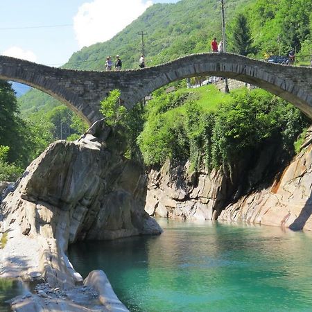 Rustico Paese Villa Vogorno Eksteriør billede